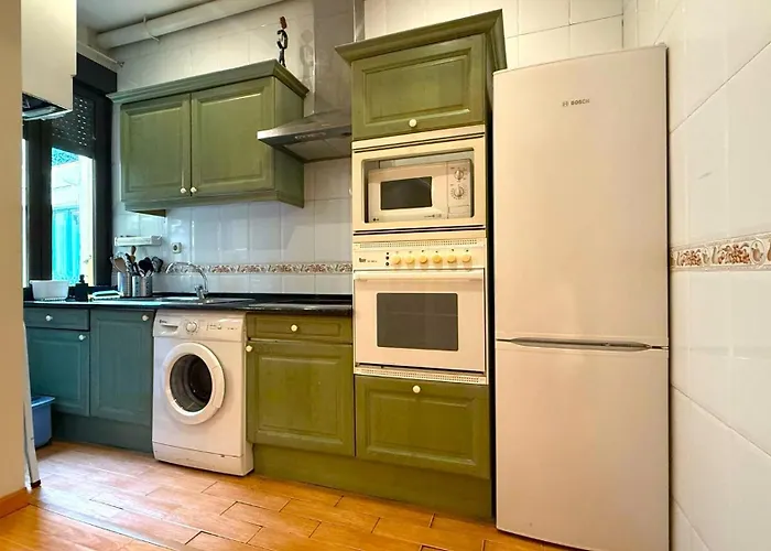 Charming Close To Royal Palace - Rolland